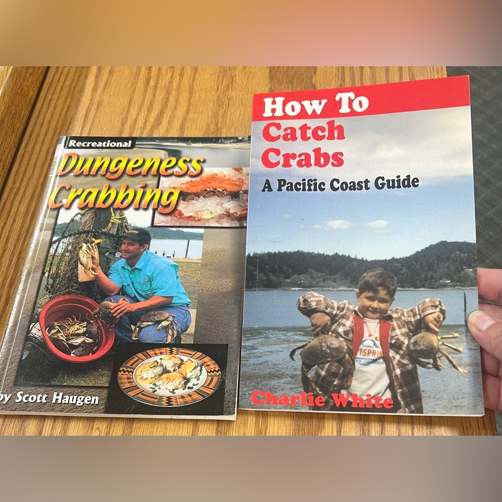 2 “How to Crab”  Paperback Books, Dungeness, a Pacific coast guide, recipes